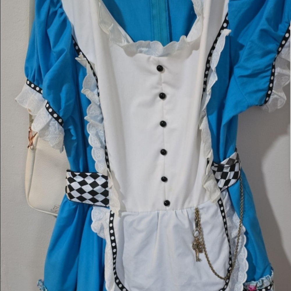 Elegant Blue and White Dress with Checkered Accents